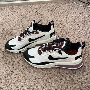 Nike Air Max 270 React